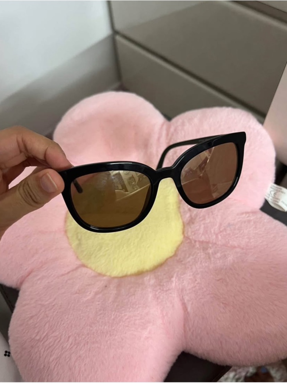 Prada Black Cat-Eye Sunglasses with Brown Lenses - Picture 4 of 10